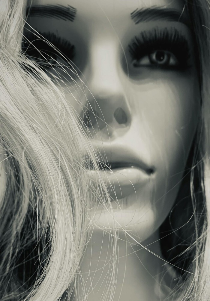 David-Underland-Mannequinism-55